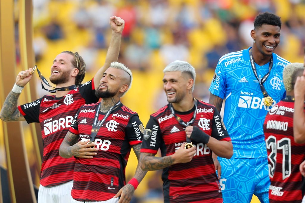 Se esse ano a gente jogou todos os jogos possíveis nas competições em que  estávamos, ano que vem terá mais uma. O Flamengo, em 2023, vai disputar  todas as competições possíveis de