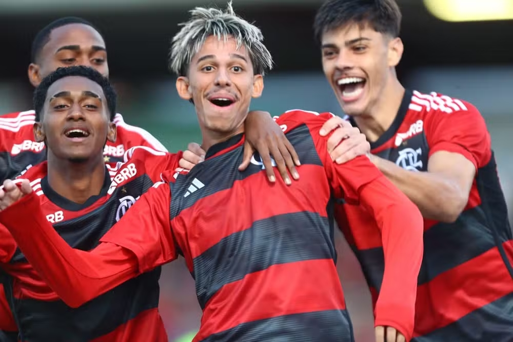 Negócio fechado - Flamengo vende Werton para time português - veja os valores da transferência