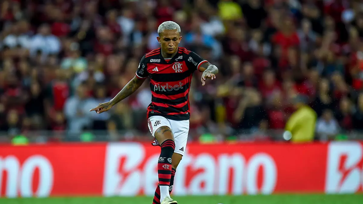 Flamengo compra porcentagem de Wesley em sua renovação de contrato - confira