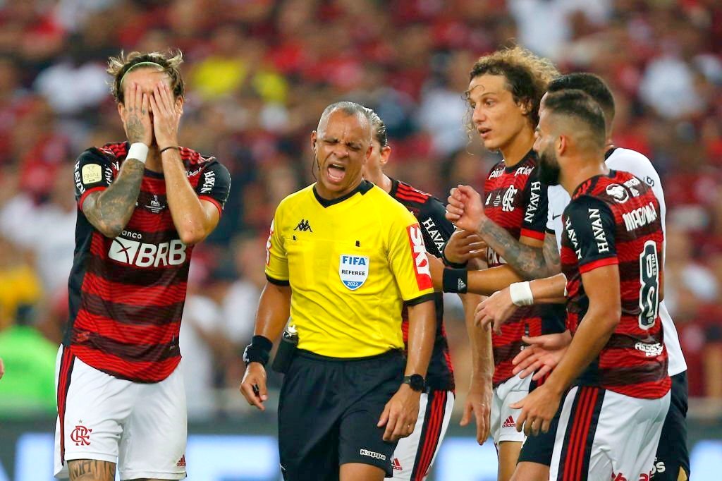 Flamengo x Palmeiras - horário, provável escalação e onde assistir ao vivo o jogo da 22ª rodada do Brasileirão